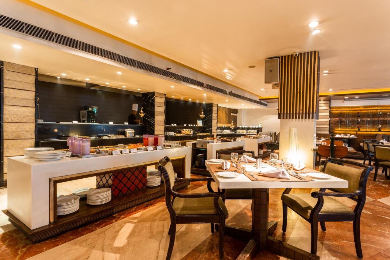 The Maya Hotel Jalandhar Eksteriør billede
