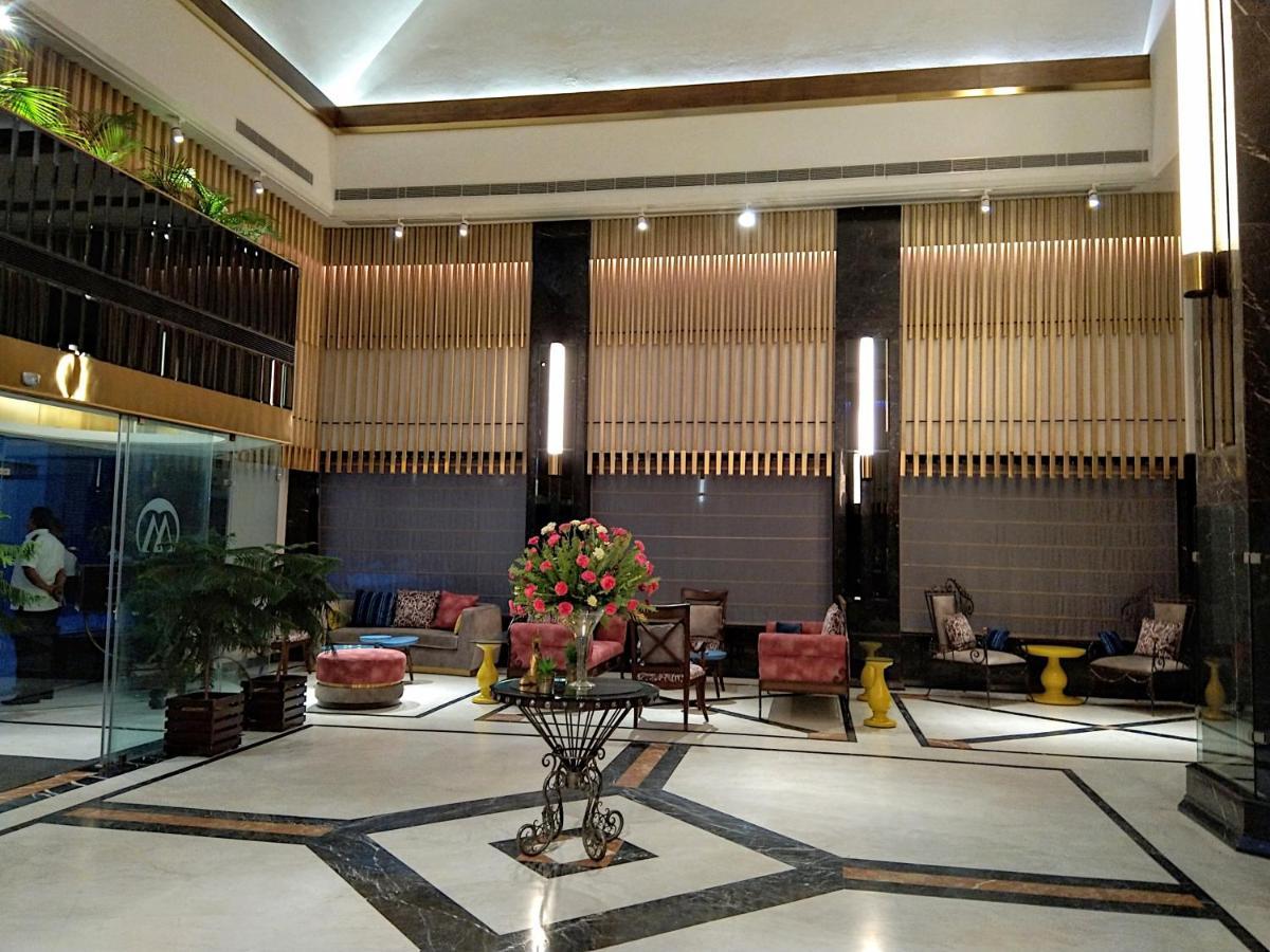 The Maya Hotel Jalandhar Eksteriør billede