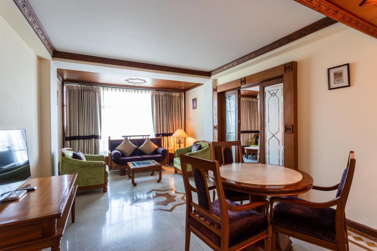 The Maya Hotel Jalandhar Eksteriør billede