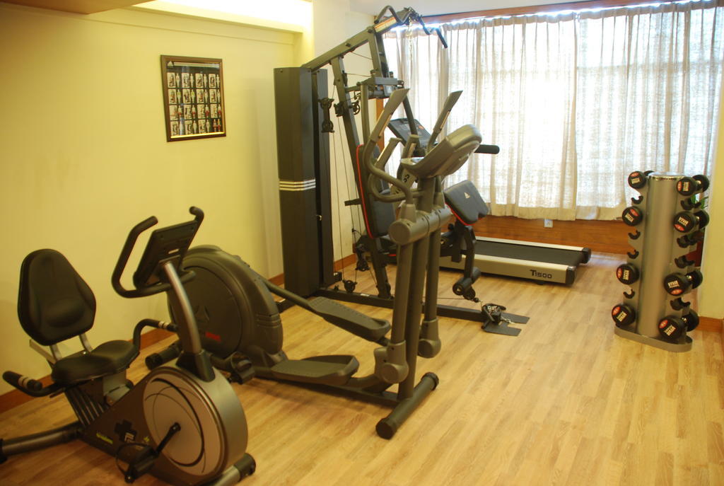 The Maya Hotel Jalandhar Eksteriør billede